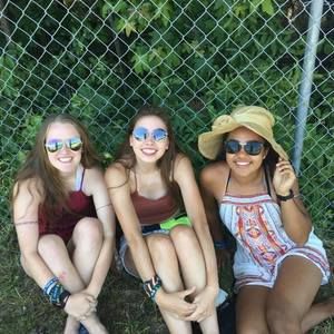 Meet your Posher, Leila